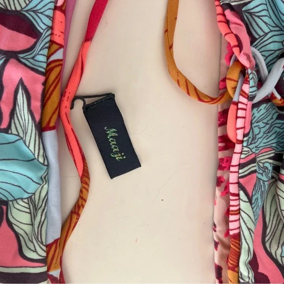 Maaji Reversible floral bikini with lace up detail - Picture 4 of 4